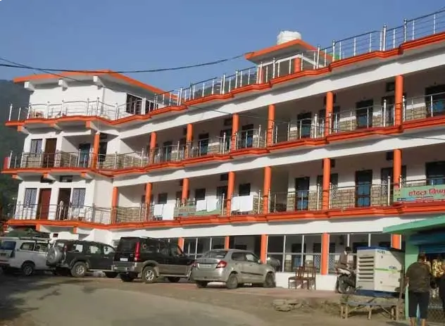 hotel-.himachal-house