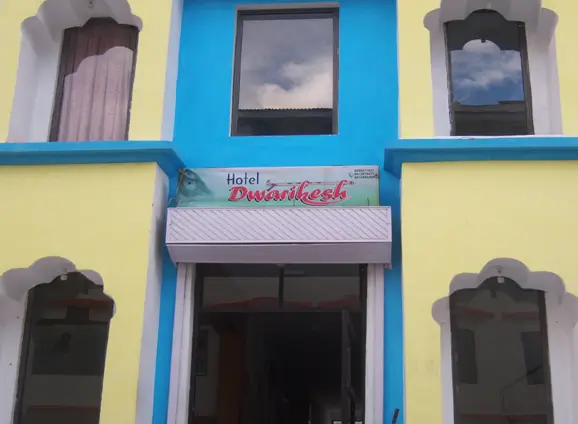 Hotel-Dwarikesh-Badrinath-Exterior