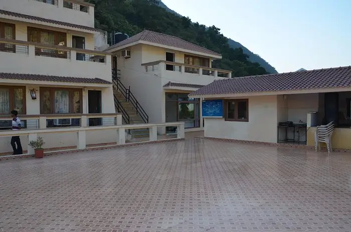 hotel-ramkund-resort