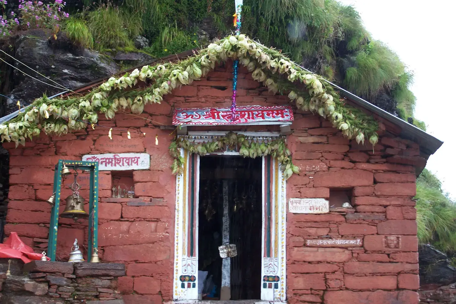 Rudranath Temple Himalayas