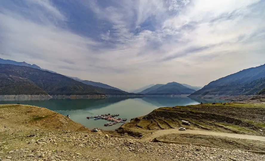 tehri lake image